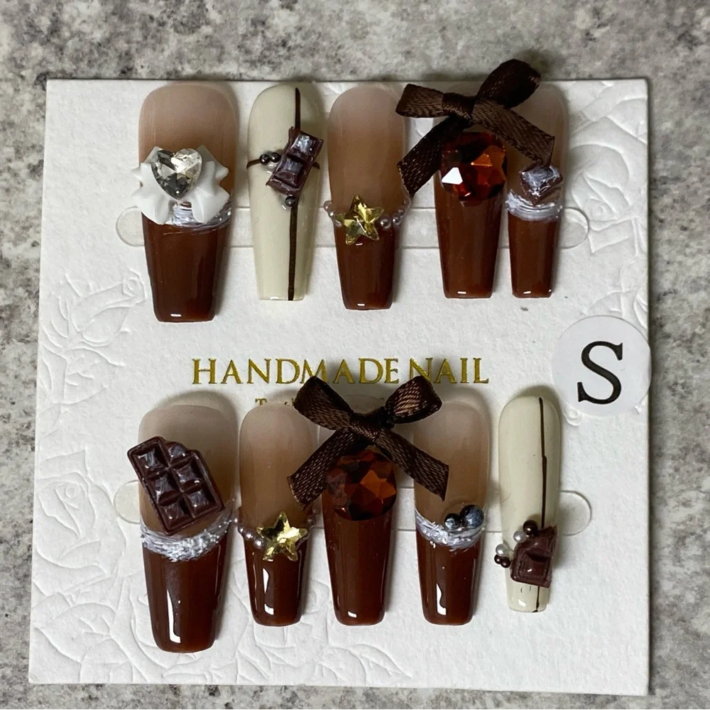 Handmade Chocolate-Themed Nail Set - Picture 4 of 6
